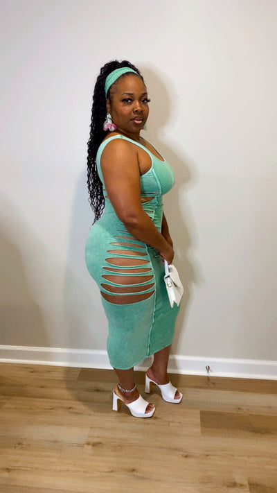 Bombshell Dress (Spring Green)