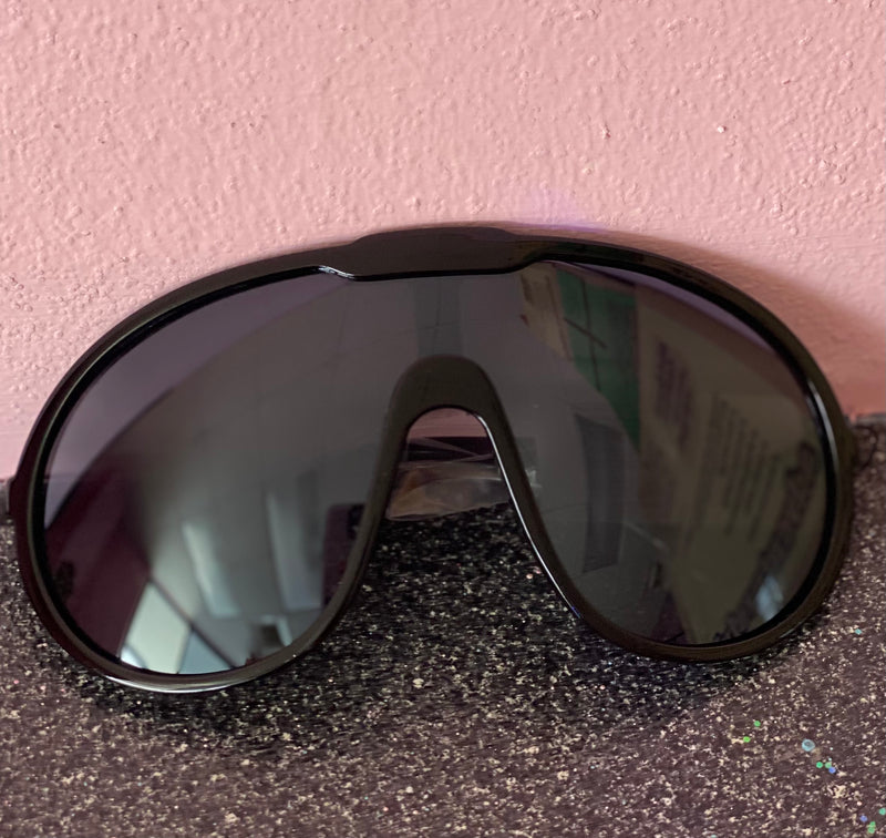 Sunglasses (Black)